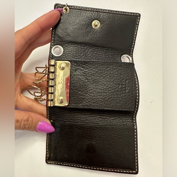 ๐ฏ GUCCI GG Red Monogram Leather 6-Key Wallet w: auth cert - Picture 6 of 14